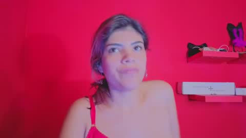 afroditamoore online show from 10-15-25, 03:50
