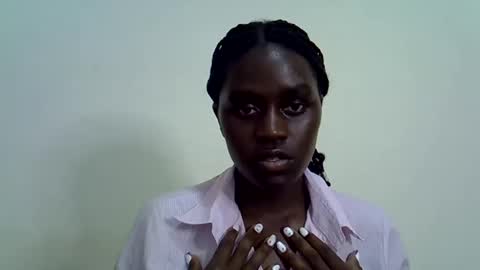 Snapshot of afronubians chatting on 02-19-25, 03:27 afronubians online show from 02-19-25, 03:27