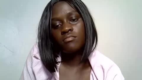 Snapshot of afronubians chatting on 09-17-25, 04:41 afronubians online show from 09-17-25, 04:41