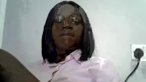 Snapshot of afronubians chatting on 09-25-25, 07:23 afronubians online show from 09-25-25, 07:23