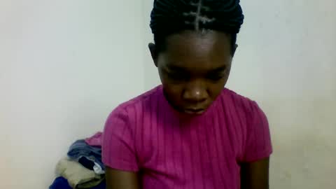 Snapshot of afronubians_ chatting on 02-01-25, 06:00 pink and josphen online show from 02-01-25, 06:00