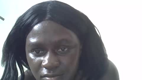 Snapshot of afronubians_ chatting on 05-22-26, 06:42 pink and josphen online show from 05-22-26, 06:42
