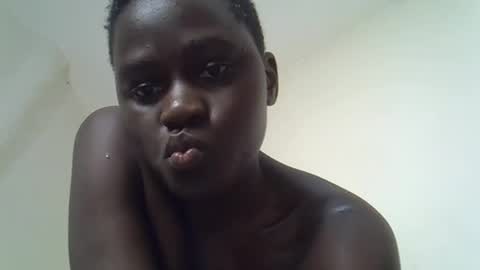 Snapshot of afronubians_ chatting on 05-26-26, 05:03 pink and josphen online show from 05-26-26, 05:03