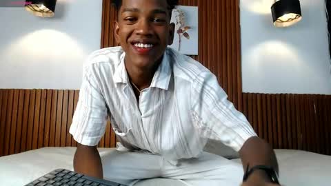 Snapshot of afrowayuu chatting on 05-18-26, 05:52 afrowayuu online show from 05-18-26, 05:52
