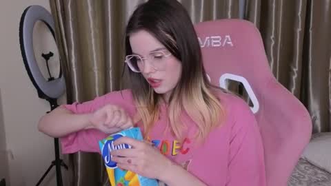 Snapshot of afterdarkduo chatting on 03-18-26, 05:38 afterdarkduo online show from 03-18-26, 05:38