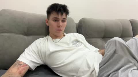 Mark online show from 04-23-26, 08:33