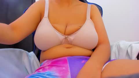 A G A T A  online show from 05-27-26, 12:35