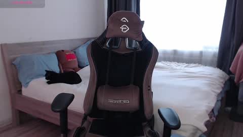 Eva online show from 12-09-24, 07:06