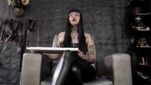 Snapshot of agata_darkness chatting on 05-20-26, 05:08 Miss Agata online show from 05-20-26, 05:08