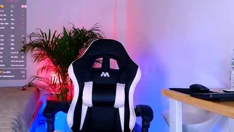 Snapshot of agata_haris chatting on 02-26-25, 05:20 Agata online show from 02-26-25, 05:20