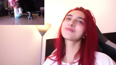 Snapshot of agatacollinsss chatting on 02-10-26, 05:44 Agata Collinss online show from 02-10-26, 05:44