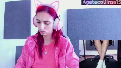 Snapshot of agatacollinsss chatting on 07-22-26, 01:25 Agata Collinss online show from 07-22-26, 01:25