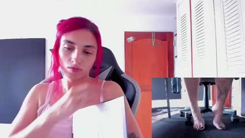Snapshot of agatacollinsss chatting on 07-28-26, 09:25 Agata Collinss online show from 07-28-26, 09:25