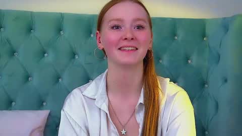 Snapshot of agatafoxley chatting on 06-08-26, 01:39 AgataFoxley online show from 06-08-26, 01:39