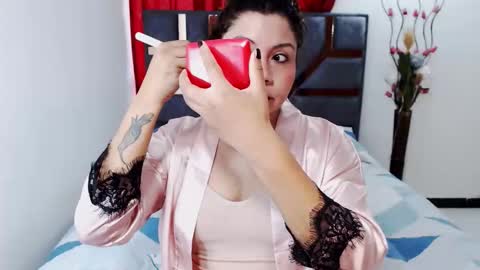 johana online show from 11-27-25, 04:09