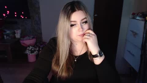 Snapshot of agatasweeti chatting on 01-17-25, 08:22 Agata online show from 01-17-25, 08:22