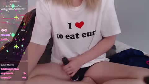 Agatha online show from 09-20-25, 01:34