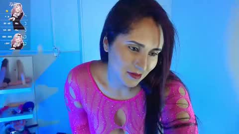 Snapshot of agatha_collinz chatting on 11-14-25, 02:49 agatha_collinz online show from 11-14-25, 02:49