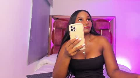 Snapshot of agatha_morrison1 chatting on 01-21-25, 02:37 Agatha online show from 01-21-25, 02:37