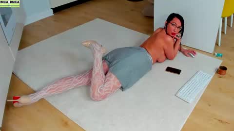 Snapshot of agatha_one chatting on 07-31-26, 11:04 Agatha online show from 07-31-26, 11:04
