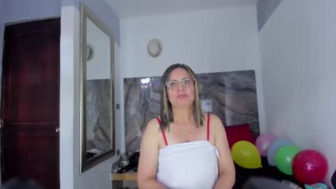 Snapshot of agatha_pleasure chatting on 06-11-26, 12:03 agatha_pleasure online show from 06-11-26, 12:03
