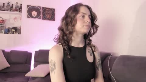 Camila     2 online show from 04-03-26, 12:08