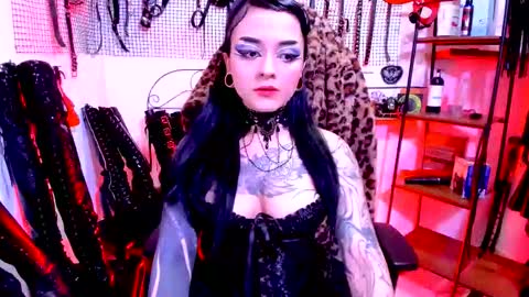 Agatha Fox online show from 10-14-25, 09:15
