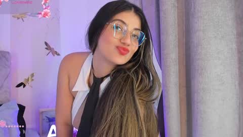 Agatha Owens online show from 01-06-25, 03:42