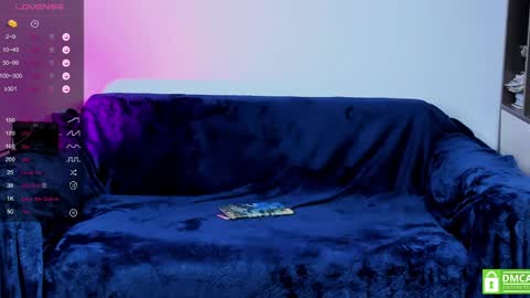 Snapshot of agattasmith chatting on 05-04-26, 06:15 AgattaSmith online show from 05-04-26, 06:15