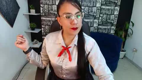 Snapshot of aghata_moon chatting on 11-20-25, 01:22 Aghata Moon online show from 11-20-25, 01:22
