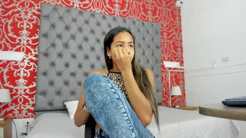 aghata_walker online show from 12-25-24, 07:02