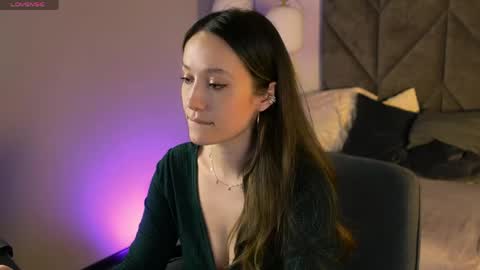 Agnes online show from 06-07-26, 10:46