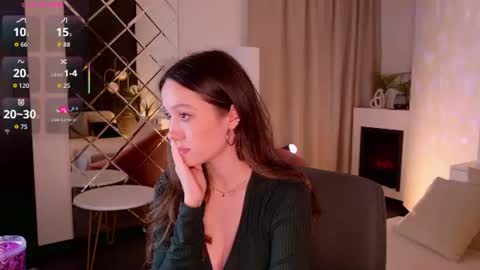Snapshot of agnes_sky chatting on 07-26-26, 01:25 Agnes online show from 07-26-26, 01:25
