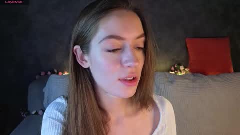 agnes wells online show from 12-18-25, 09:26