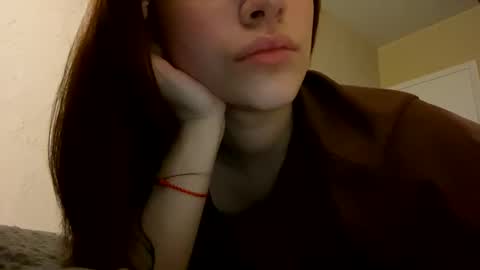 Agnes online show from 04-03-26, 10:19