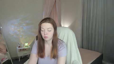 Snapshot of agnia_white chatting on 11-22-25, 10:47 Agnia White online show from 11-22-25, 10:47