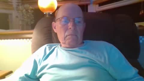 Snapshot of aguynrkfrd chatting on 09-22-25, 09:33 aguynrkfrd online show from 09-22-25, 09:33