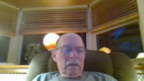 Snapshot of aguynrkfrd chatting on 05-04-26, 10:00 aguynrkfrd online show from 05-04-26, 10:00