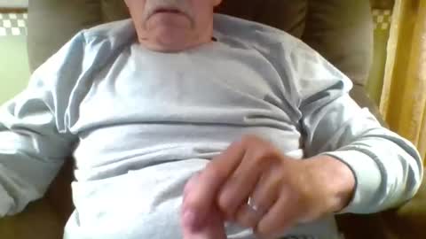 Snapshot of aguynrkfrd chatting on 05-30-26, 09:39 aguynrkfrd online show from 05-30-26, 09:39