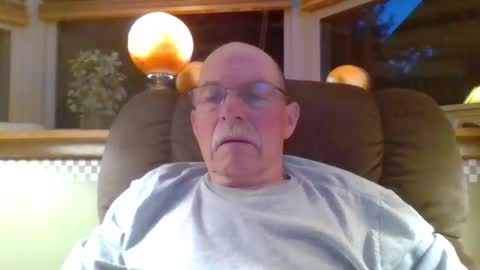 Snapshot of aguynrkfrd chatting on 05-31-26, 09:38 aguynrkfrd online show from 05-31-26, 09:38
