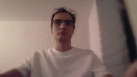 Snapshot of ahbehbi12 chatting on 10-29-25, 11:39 ahbehbi12 online show from 10-29-25, 11:39