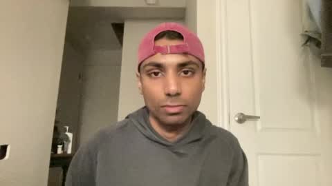 Snapshot of ahmedkhan632131 chatting on 04-24-26, 12:24 Dylan online show from 04-24-26, 12:24