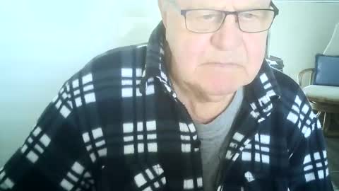 Snapshot of ahmole chatting on 12-17-24, 10:12 Ole online show from 12-17-24, 10:12