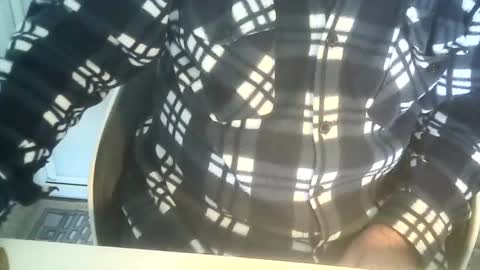 Snapshot of ahmole chatting on 12-27-24, 09:17 Ole online show from 12-27-24, 09:17