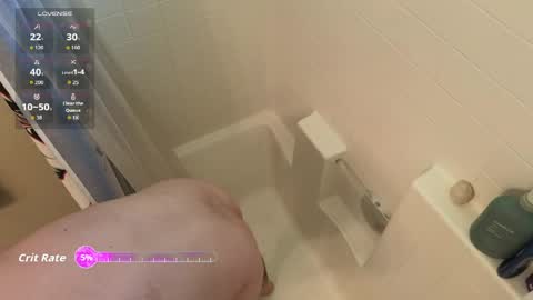 Snapshot of aholevibe chatting on 04-23-26, 01:40 Jay online show from 04-23-26, 01:40