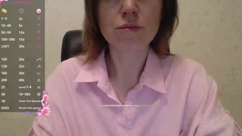 Snapshot of ahtena chatting on 01-10-25, 02:35 Ahtena online show from 01-10-25, 02:35