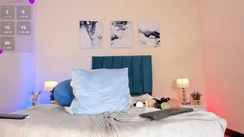 Ahvi Ebony online show from 12-14-24, 02:53