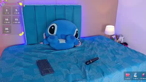 Ahvi Ebony online show from 11-24-25, 11:54