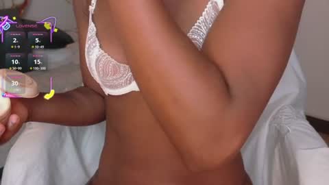 Ahvi Ebony online show from 07-16-26, 12:44