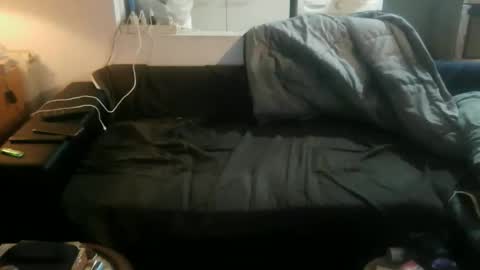 Snapshot of aibo83 chatting on 05-24-26, 04:06 aibo83 online show from 05-24-26, 04:06